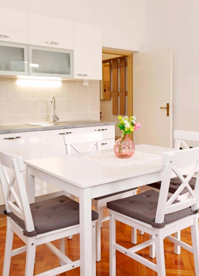 Apartman Zuvela Vela Luka Dış mekan fotoğraf